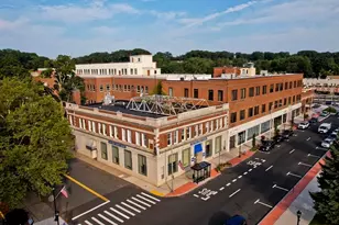 10 Central St, West Springfield, MA 01089 - Photo 1