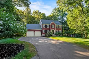 10 Duck Farm Ln, Bridgewater, MA 02324 - Photo 1