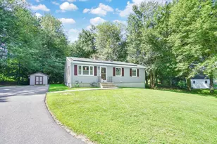 19 Ruthven St, Springfield, MA 01128 - Photo 1