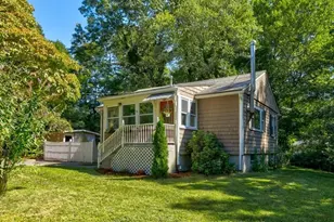 31 Springfield Dr, Littleton, MA 01460 - Photo 1