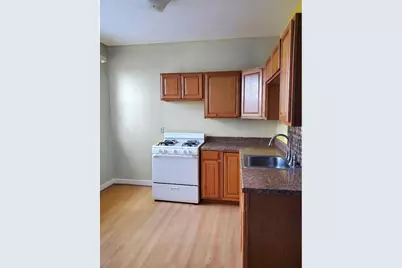 37 Morgan St #4, New Bedford, MA 02740 - Photo 1