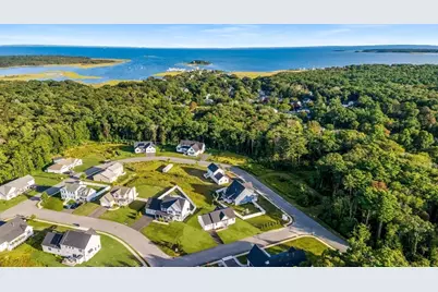 2 Marthas Vineyard Dr, Mattapoisett, MA 02739 - Photo 1