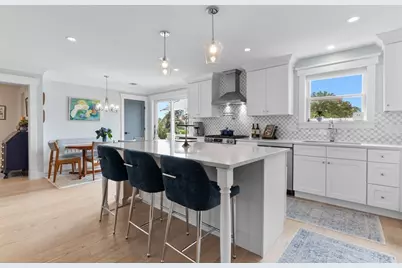 128 High St #4, Ipswich, MA 01938 - Photo 1