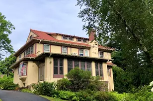 17 Cleveland St, Holyoke, MA 01040 - Photo 1