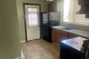 3 Godwin Pl, Everett, MA 02149 - Photo 1