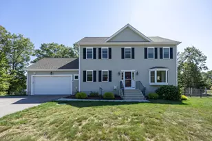 11 Willow Brook Ln, Blackstone, MA 01504 - Photo 1