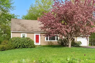 882 Old Keene Rd, Athol, MA 01331 - Photo 1