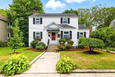 34 Warren Ave, Mansfield, MA 02048 - Photo 1