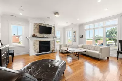 3 M St #3, Boston, MA 02127 - Photo 1