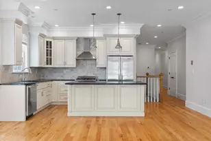 615 E 6th St, Boston, MA 02127 - Photo 1