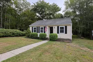112 Greene St, Hopedale, MA 01747 - Photo 1