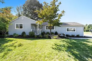 19 Deerfield Cir, Hampden, MA 01036 - Photo 1