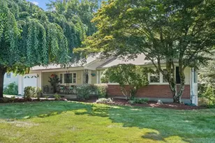 13 Briarwood Rd, Framingham, MA 01701 - Photo 1