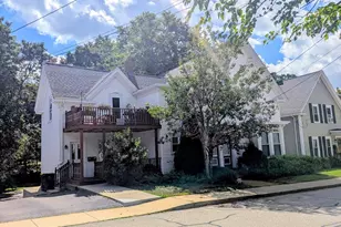 186 School St, Franklin, MA 02038 - Photo 1