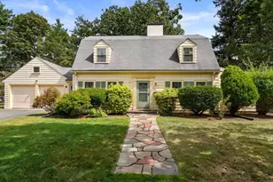 34 Palmer Rd, Newton, MA 02468 - Photo 1