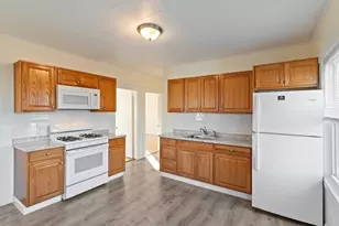 105 Grant St, Somerville, MA 02145 - Photo 1