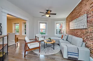 5 Auburn Ct, Brookline, MA 02446 - Photo 1