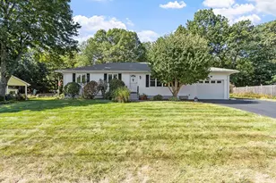 14 Stetson St, Leominster, MA 01453 - Photo 1