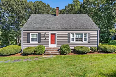 4 Hiawatha Road, Woburn, MA 01801 - Photo 1