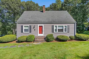 4 Hiawatha Rd, Woburn, MA 01801 - Photo 1