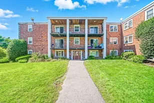 808 Willard St, Quincy, MA 02169 - Photo 1