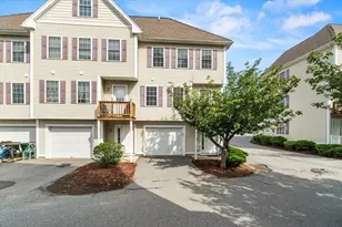 15 Alton St, Lowell, MA 01852 - Photo 1