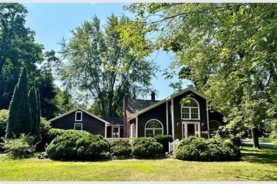 324 South Silver Lane, Sunderland, MA 01375 - Photo 1