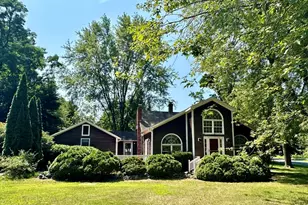 324 S Silver Ln, Sunderland, MA 01375 - Photo 1