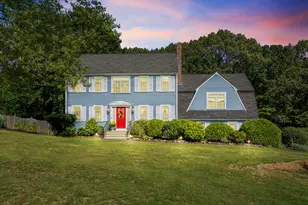 46 Crestview Dr, Mendon, MA 01756 - Photo 1