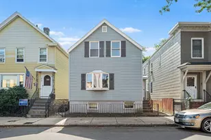 637 Saratoga St, Boston, MA 02128 - Photo 1