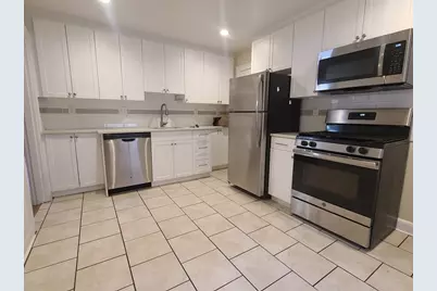 429 Newport Ave #4, Quincy, MA 02170 - Photo 1