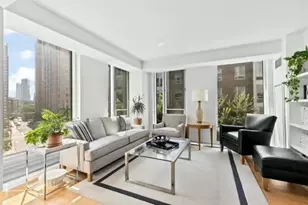 2 Earhart St, Cambridge, MA 02141 - Photo 1