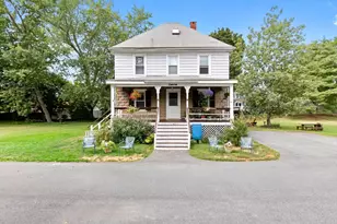 138R High St, Danvers, MA 01923 - Photo 1