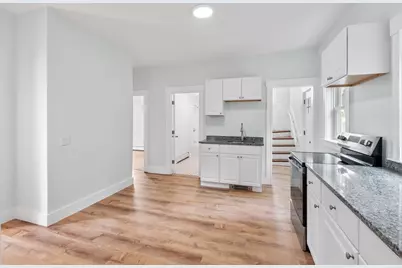 39 Arlington St, Fitchburg, MA 01420 - Photo 1