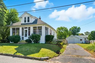 33 Taber St, Springfield, MA 01118 - Photo 1