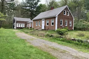 227 Plymouth St, Middleborough, MA 02346 - Photo 1