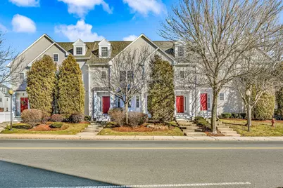 555 Main St #8, Woburn, MA 01801 - Photo 1