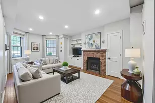 354 Beacon St, Boston, MA 02116 - Photo 1