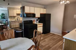 24 Regency Park Dr, Agawam, MA 01001 - Photo 1