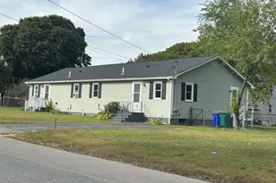 11-13 West Carpenter St, Attleboro, MA 02703 - Photo 1