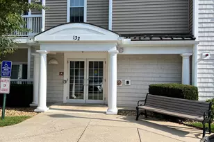 132 Clocktower Dr, Waltham, MA 02452 - Photo 1