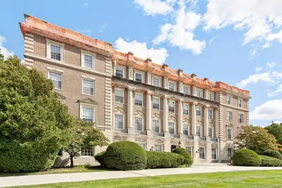 16 Balmoral St #301, Andover, MA 01810 - Photo 1