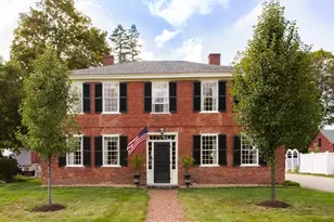 28 N Main St, West Brookfield, MA 01585 - Photo 1