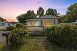 160 Washington St, Plainville, MA 02762 - Photo 1