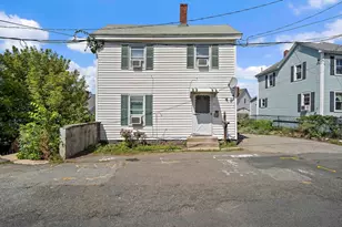 11 Hovey St, Woburn, MA 01801 - Photo 1