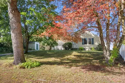 37 Elizabeth St, Uxbridge, MA 01569 - Photo 1