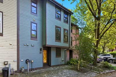 22 Lilac Ct, Cambridge, MA 02141 - Photo 1
