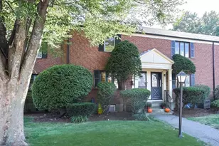 914 Belmont St, Watertown, MA 02472 - Photo 1