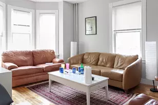 35 1/2 Essex St, Cambridge, MA 02139 - Photo 1