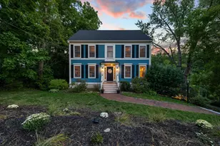 17 Lincoln Ct, Amesbury, MA 01913 - Photo 1